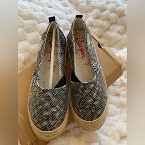 Sugar Women's Gray Patterned Espadrilles